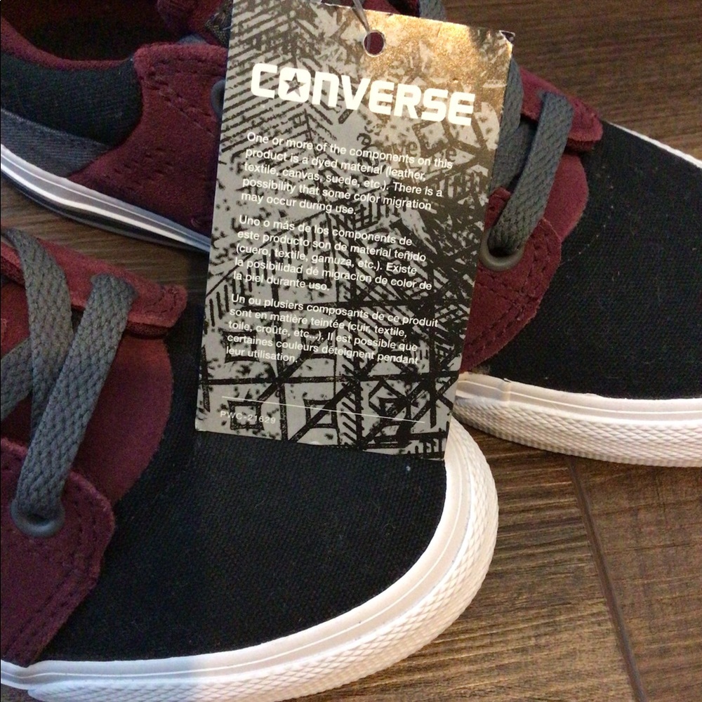 NWT Black and Wine colored Converse shoes. Size 3 - Picture 7 of 7